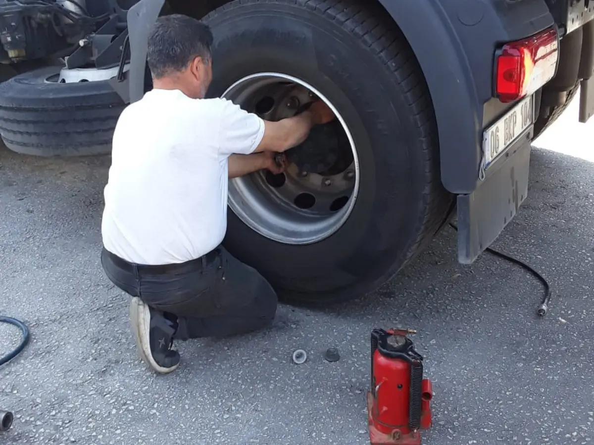 Şehitkamil Oto Lastikçi